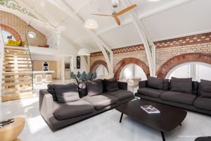 Photo 21- click for photo gallery